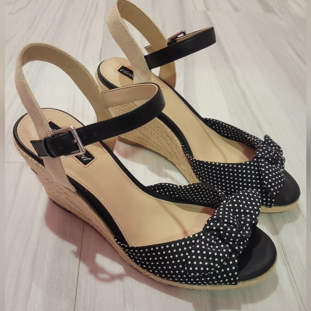 Black Polka Dot Women's Sandals - Picture 9 of 9